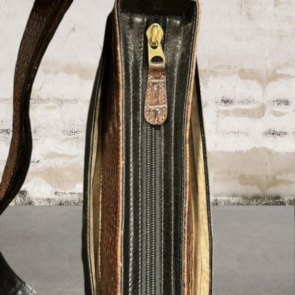 Brahmin Crocc Embossed Leather Shoulder Bag - Picture 11 of 12